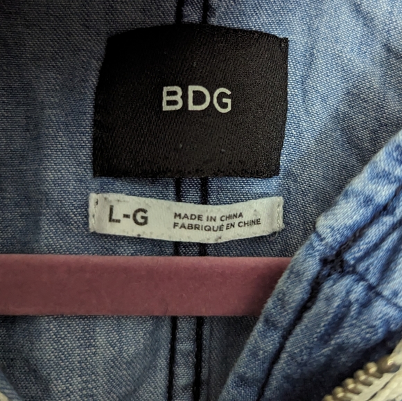 🌺BDG Front Zip Denim Hooded Jacket with Front Pockets - Picture 5 of 7